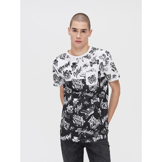 Cropp - Koszulka z nadrukiem all over - czarny Cropp XXL wyprzedaż Cropp