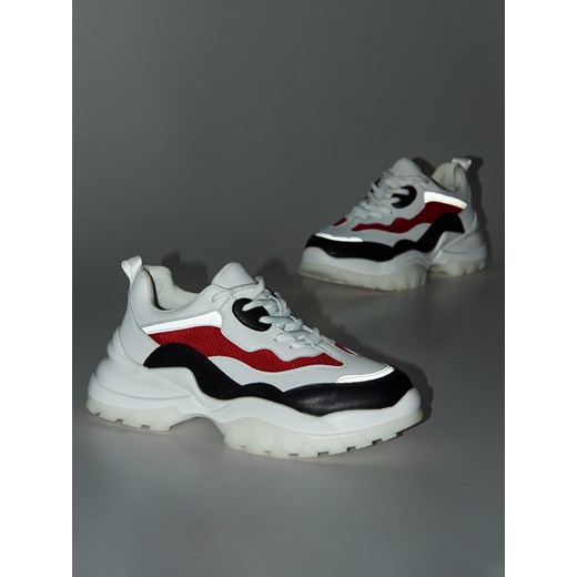 Cropp - Sneakersy z kolorowymi panelami - czerwony Cropp 37 Cropp wyprzedaż