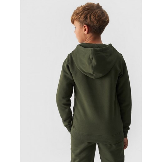 Chłopięca bluza dresowa nierozpinana z kapturem 4F 4FJWMM00TSWSM1292 - khaki ze sklepu Sportstylestory.com w kategorii Bluzy chłopięce - zdjęcie 175784046