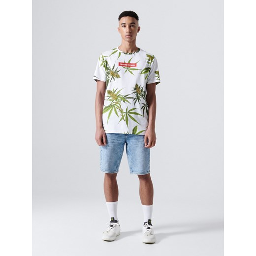Cropp - Koszulka z nadrukiem all over - biały Cropp XL Cropp okazja