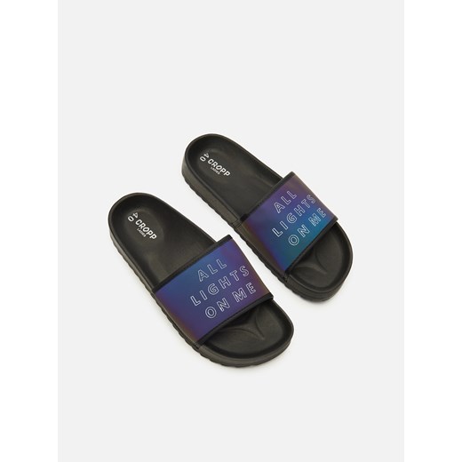 Cropp - Klapki z efektem reflective - wielobarwny Cropp 40 wyprzedaż Cropp