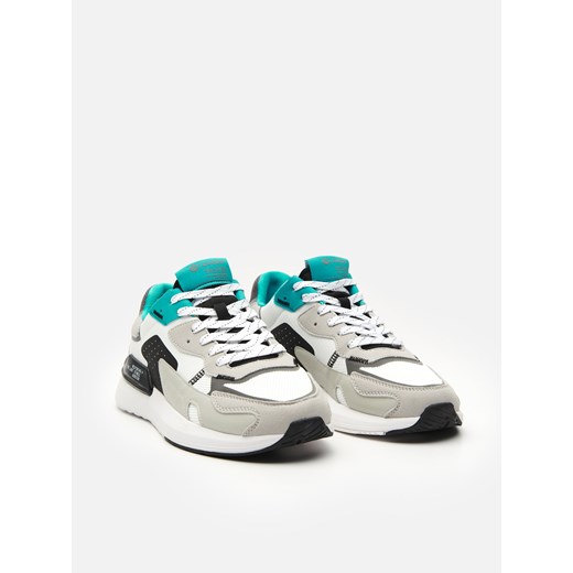 Cropp - Sneakersy z kolorowym detalem - biały Cropp 43 promocyjna cena Cropp