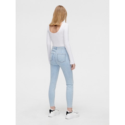 Cropp - Jeansy skinny z efektem sprania - niebieski Cropp 34 okazyjna cena Cropp