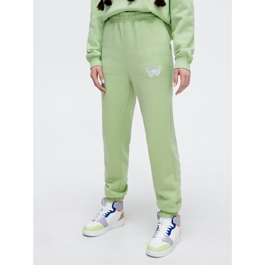 Cropp - Jasnozielone dresowe joggery - zielony Cropp M Cropp promocja