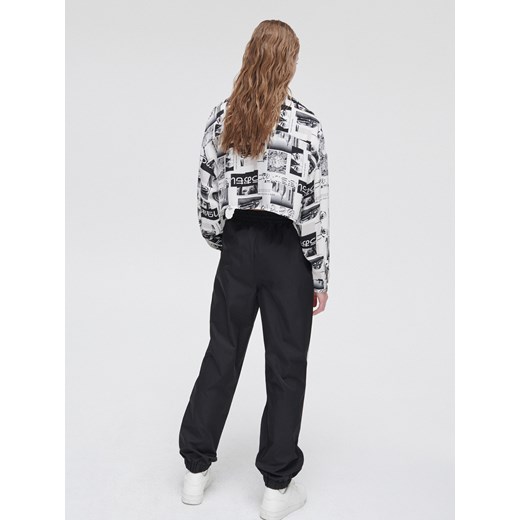 Cropp - Dresowe joggery z lampasem - czarny Cropp 40 okazja Cropp