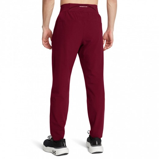 Męskie spodnie do biegania Under Armour UA Outrun The Storm Pants - czerwone Under Armour XXL Sportstylestory.com