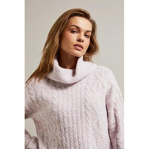 Sweter z grubym goltem różowy ze sklepu Moodo.pl w kategorii Swetry damskie - zdjęcie 175857437