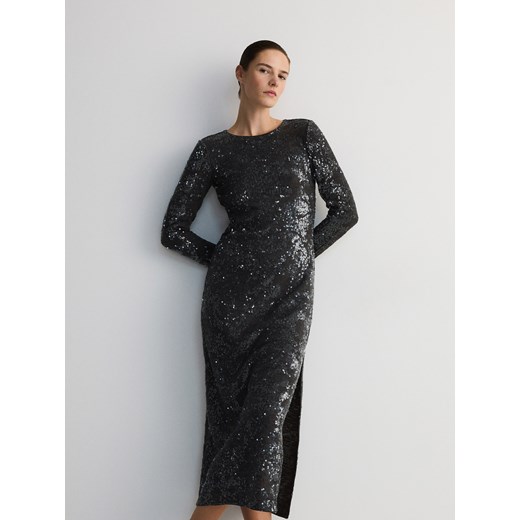 Sukienka Reserved z okrągłym dekoltem w cekiny prosta maxi 