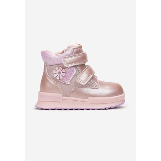 Różowe Metaliczne Traperki Sneakersy z Ozdobnymi Aplikacjami Zapinane na Rzep Rielara ze sklepu renee.pl w kategorii Buty zimowe dziecięce - zdjęcie 175884046