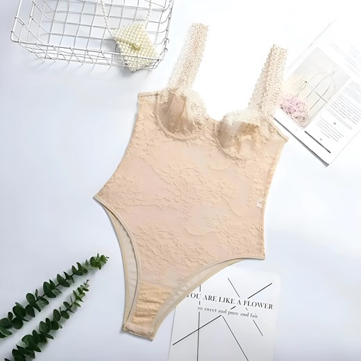 Zmysłowe body koronkowe - Beżowy / S ze sklepu Valetta.pl w kategorii Body damskie - zdjęcie 175899599