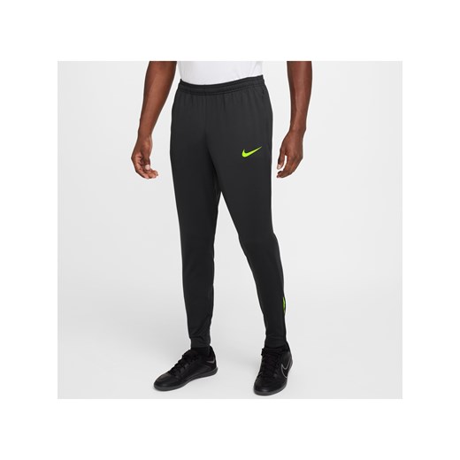 Męskie spodnie piłkarskie Dri-FIT Nike Strike - Szary ze sklepu Nike poland w kategorii Spodnie męskie - zdjęcie 175925567