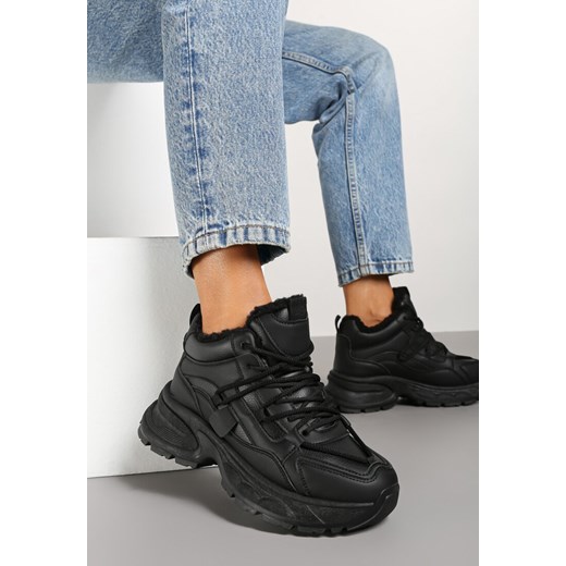 Czarne Sneakersy na Grubej Podeszwie z Futrzaną Wyściółką Miada ze sklepu born2be.pl w kategorii Buty sportowe damskie - zdjęcie 175944585