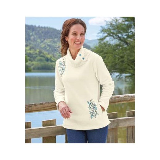 Polarowy sweter z haftami i trykotowym kołnierzem ze sklepu Atlas For Men w kategorii Swetry damskie - zdjęcie 176006898