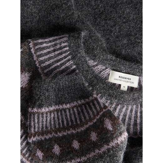 Reserved sweter damski z elastanu z okrągłym dekoltem 