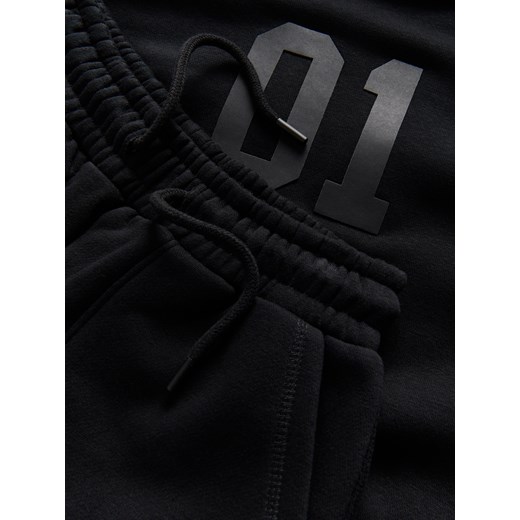 Dres chłopięcy Reserved 