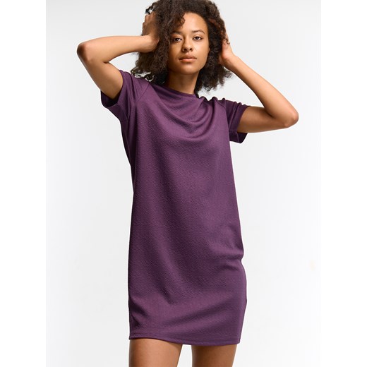 Sukienka Gate z okrągłym dekoltem z krótkim rękawem casualowa mini 