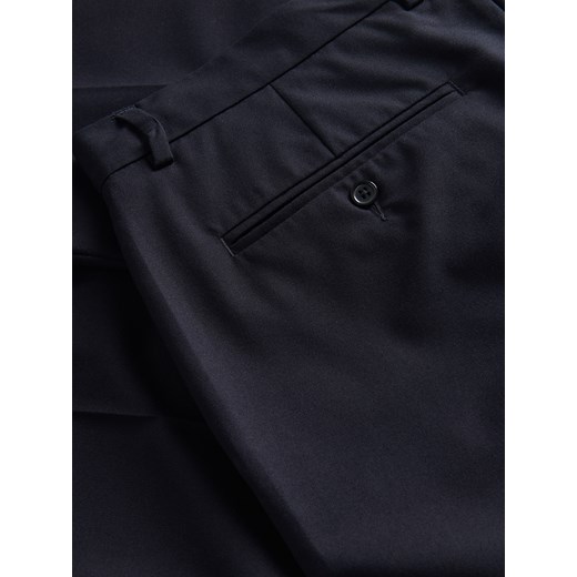 Reserved - Spodnie chino slim z kantem - granatowy Reserved 34 Reserved