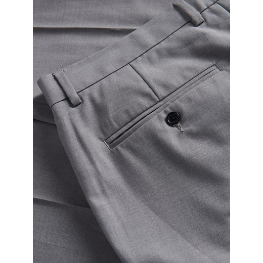 Reserved - Spodnie chino slim z kantem - szary Reserved 32 Reserved