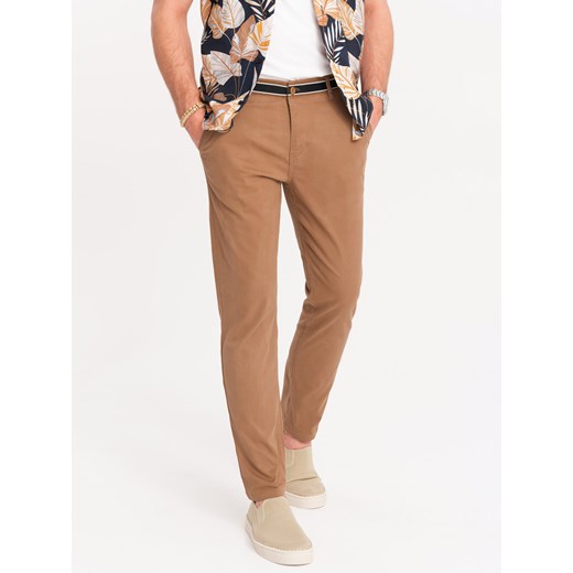 Spodnie męskie chino z ozdobną taśmą w pasie SLIM FIT – brązowe V4 OM-PACP-0118 ze sklepu ombre w kategorii Spodnie męskie - zdjęcie 176237796