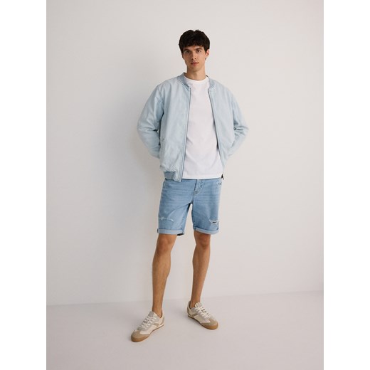 Reserved - Denimowe szorty z przetarciami - niebieski ze sklepu Reserved w kategorii Spodenki męskie - zdjęcie 176286948