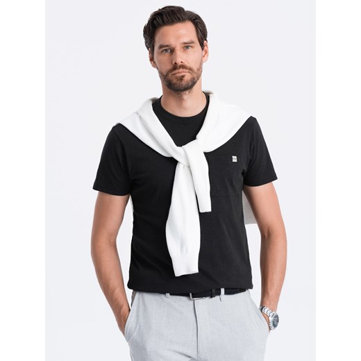 Dzianinowy T-shirt męski z naszytą kieszonką - czarny V5 S1621 L okazja ombre