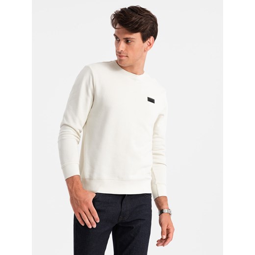 Nierozpinana bluza męska dresowa z metalowym pinem – kremowa V2 OM-SSNZ-0136 ze sklepu ombre w kategorii Bluzy męskie - zdjęcie 176302389