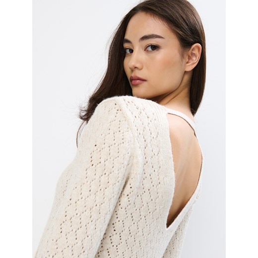 Mohito - Sweter z kopertowym dekoltem - beżowy Mohito XS Mohito
