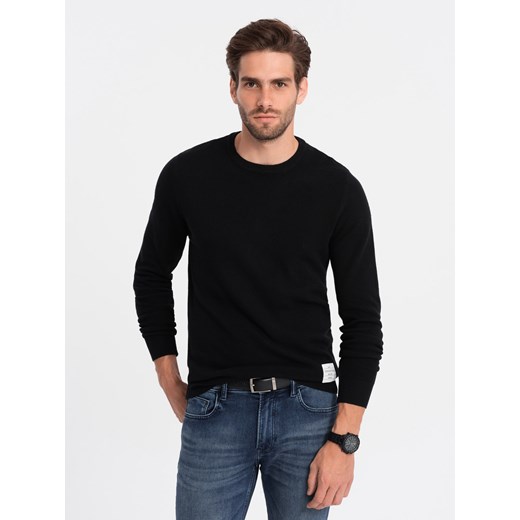Sweter męski z teksturą i półokrągłym dekoltem - czarny V4 OM-SWSW-0104 ze sklepu ombre w kategorii Swetry męskie - zdjęcie 176311777