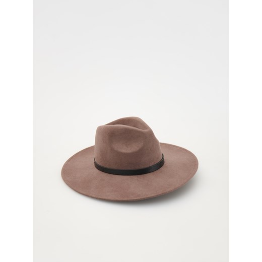 Reserved - Wełniany kapelusz z paskiem - ciemnobrązowy Reserved S Reserved