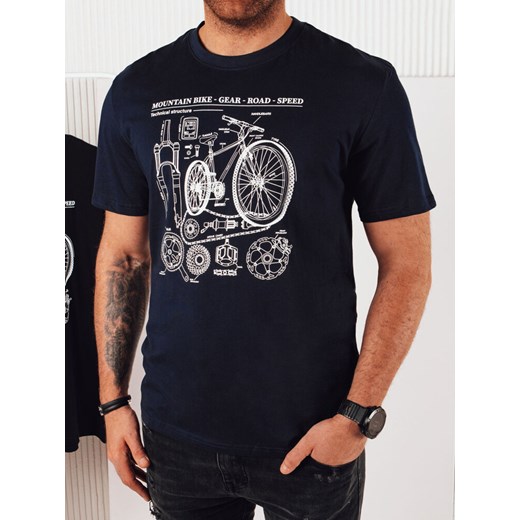 Koszulka męska z nadrukiem granatowa Dstreet RX5396 ze sklepu DSTREET.PL w kategorii T-shirty męskie - zdjęcie 176333615
