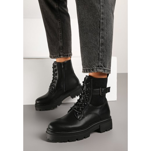 Czarne Botki Workery w Rockowym Stylu z Ozdobną Sprzączką Elviratte ze sklepu born2be.pl w kategorii Workery damskie - zdjęcie 176336077