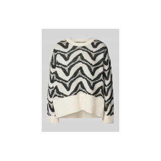 Sweter z dzianiny o kroju oversized ze wzorem na całej powierzchni model ‘JANE’ ze sklepu Peek&Cloppenburg  w kategorii Swetry damskie - zdjęcie 176365597