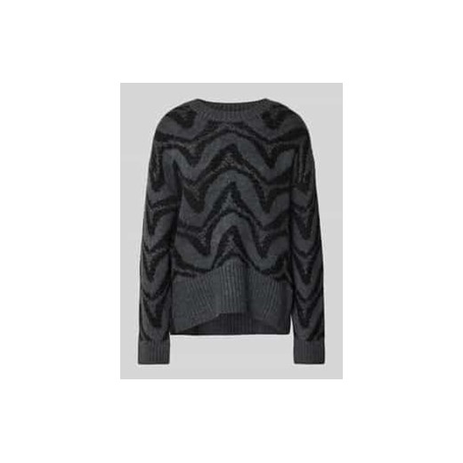 Sweter z dzianiny o kroju oversized ze wzorem na całej powierzchni model ‘JANE’ ze sklepu Peek&Cloppenburg  w kategorii Swetry damskie - zdjęcie 176365906
