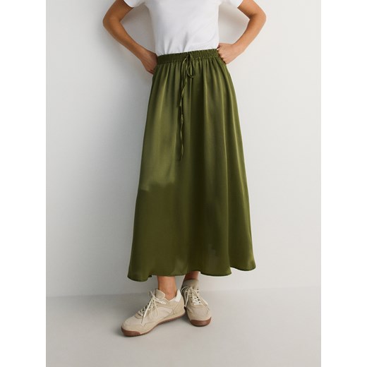 Reserved - Satynowa spódnica maxi - oliwkowy ze sklepu Reserved w kategorii Spódnice - zdjęcie 176367388