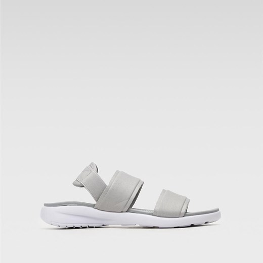 Sandały Clara Barson WSS20555-03 ze sklepu ccc.eu w kategorii Sandały damskie - zdjęcie 176372207
