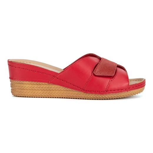 Klapki Go Soft ARC-2309-07 ze sklepu ccc.eu w kategorii Klapki damskie - zdjęcie 176378999