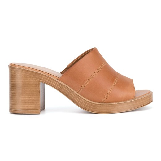 Klapki Lasocki RST-KSENIA-01 ze sklepu ccc.eu w kategorii Klapki damskie - zdjęcie 176379768