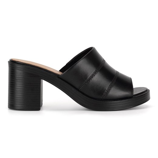 Klapki Lasocki RST-KSENIA-01 ze sklepu ccc.eu w kategorii Klapki damskie - zdjęcie 176379769