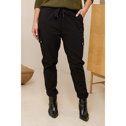 Curvy Lady Bojówki w kolorze czarnym Curvy Lady 40/42 wyprzedaż Limango Polska