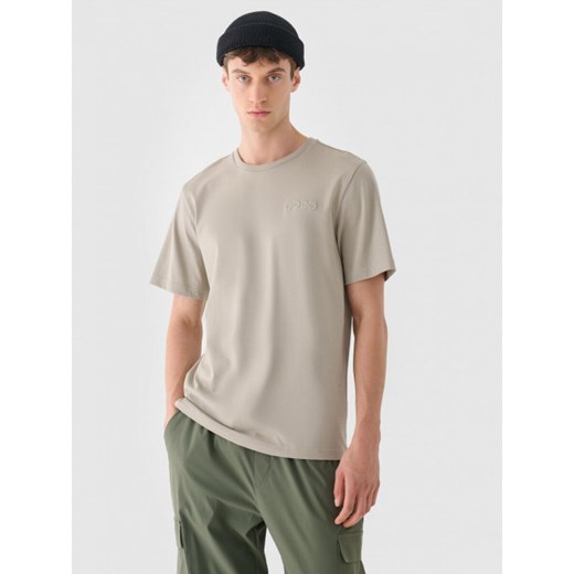 Męski t-shirt basic Outhorn OTHWAW24TTSHM2436 - beżowy Outhorn L Sportstylestory.com