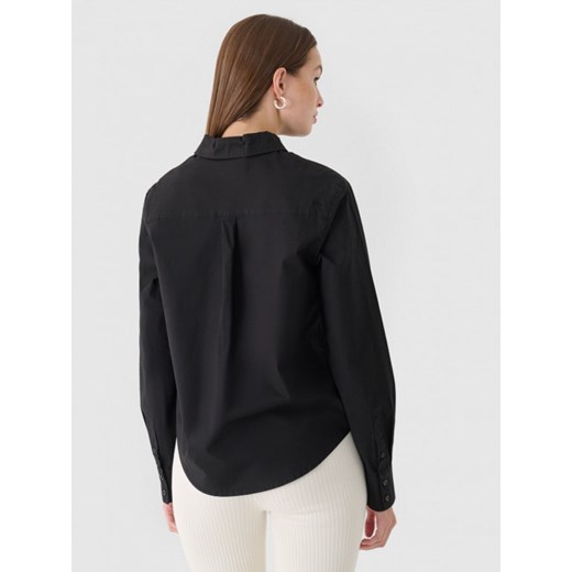 Damska koszula bawełniana  Outhorn OTHWAW24TSHIF071 - czarna ze sklepu Sportstylestory.com w kategorii Koszule damskie - zdjęcie 176422656