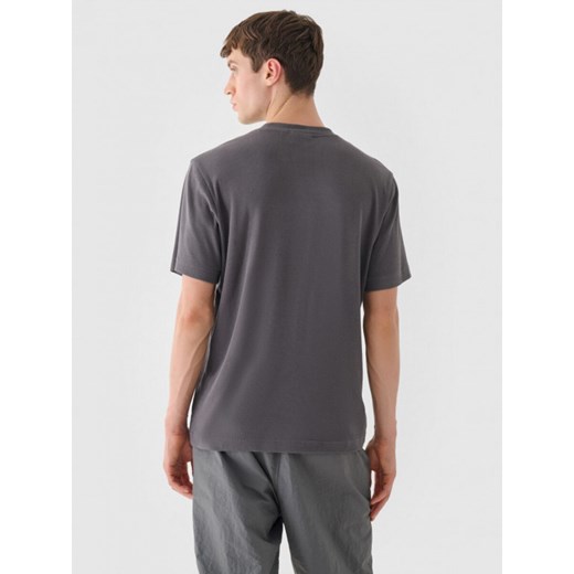 Męski t-shirt basic Outhorn OTHWAW24TTSHM2368 - szary Outhorn M Sportstylestory.com