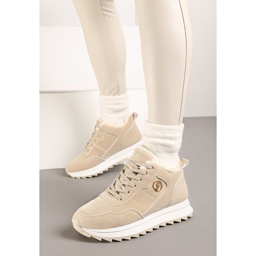 Beżowe Sneakersy na Platformie z Futerkiem Egiapia ze sklepu born2be.pl w kategorii Buty sportowe damskie - zdjęcie 176430329
