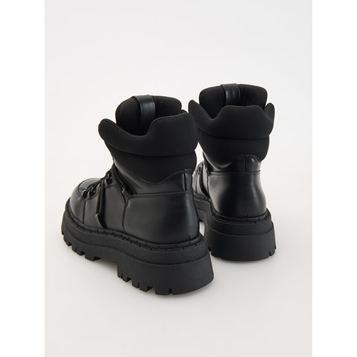 Reserved - Sznurowane botki za kostkę - czarny Reserved 37 Reserved