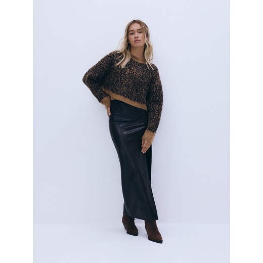 Reserved - Krótki sweter ze zwierzęcym wzorem - wielobarwny Reserved M Reserved