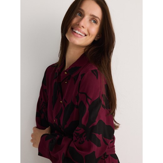 Reserved - Koszulowa sukienka midi z wiskozy - bordowy Reserved XL Reserved