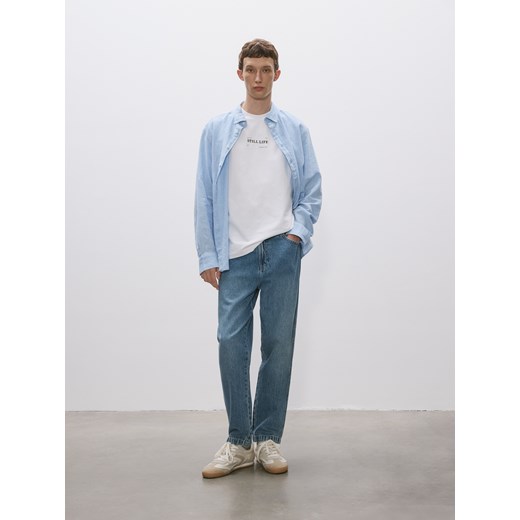 Reserved - T-shirt regular z nadrukiem na plecach - biały ze sklepu Reserved w kategorii T-shirty męskie - zdjęcie 176440296