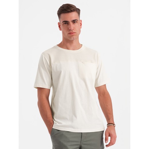 Męski t-shirt z kieszonką LOOSE FIT – biały V8 OM-TSCT-0171 ze sklepu ombre w kategorii T-shirty męskie - zdjęcie 176444069