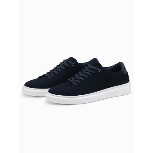 Klasyczne buty męskie sneakersy z miękkiego zamszu – granatowe V4 OM-FOCS-0163 ze sklepu ombre w kategorii Buty sportowe męskie - zdjęcie 176444316