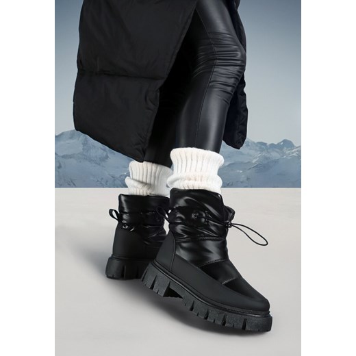 Czarne Pikowane Śniegowce na Grubej Podeszwie ze Ściągaczem Orbica ze sklepu born2be.pl w kategorii Śniegowce damskie - zdjęcie 176471528